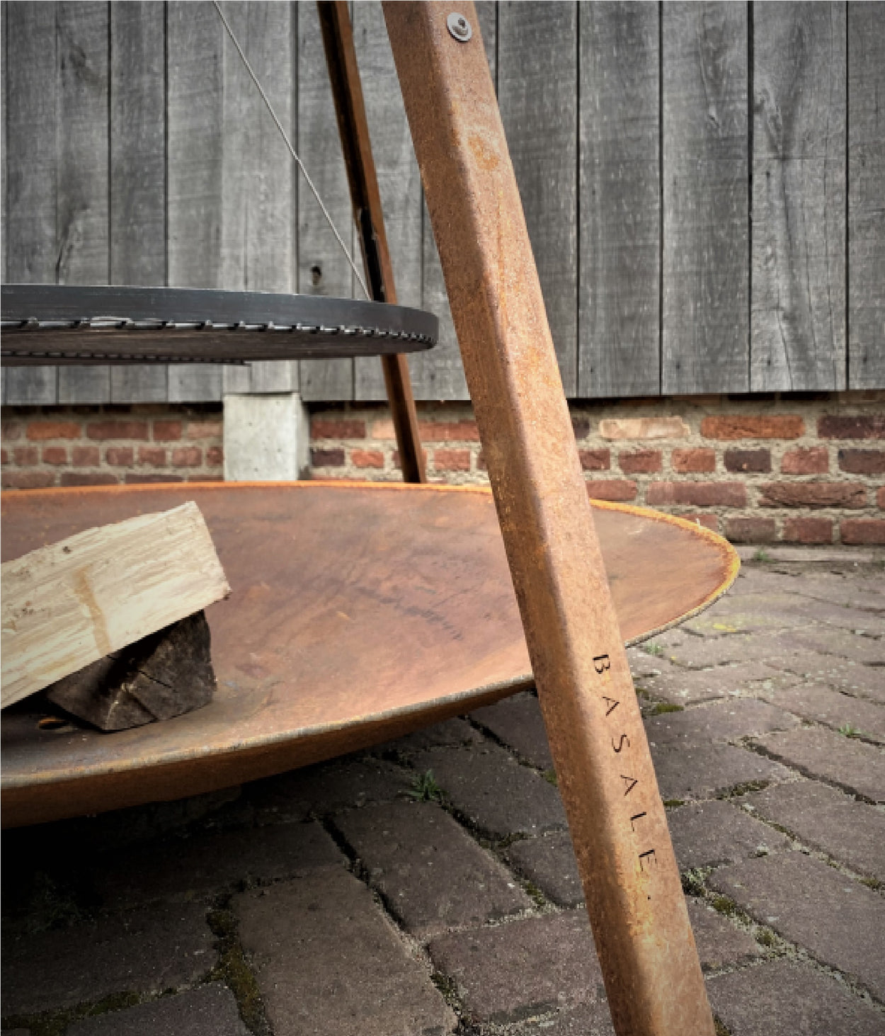 De Cortenstaal driepoot