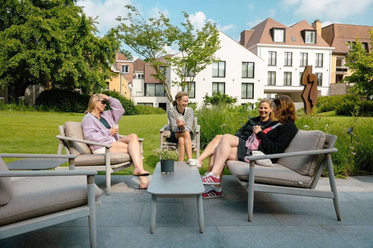 David Salon table 129x45