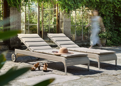 Safi Sunlounger - with arms
