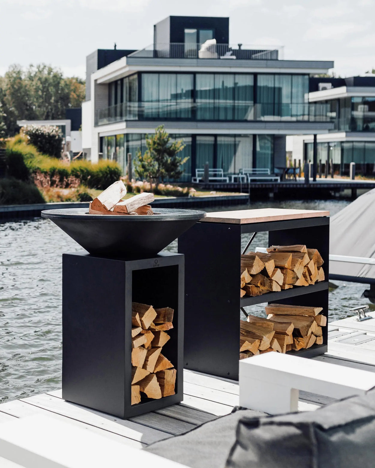 Classic Storage 85 - Black