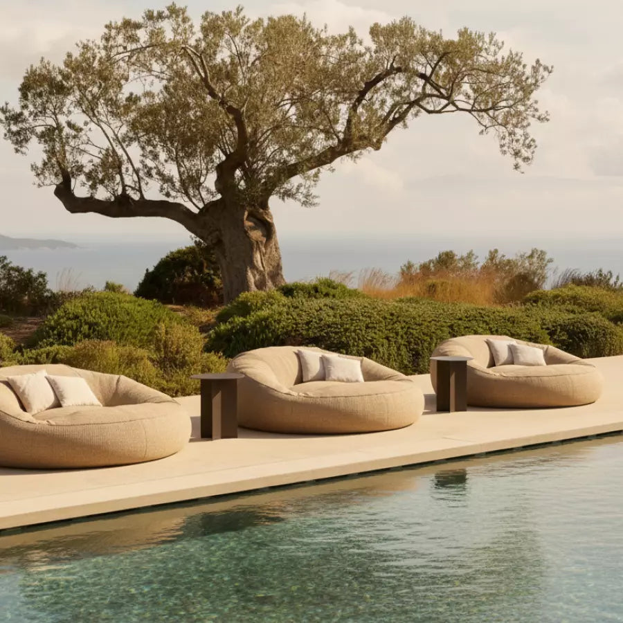 Dolly Daybed - out/indoor - 2 colors