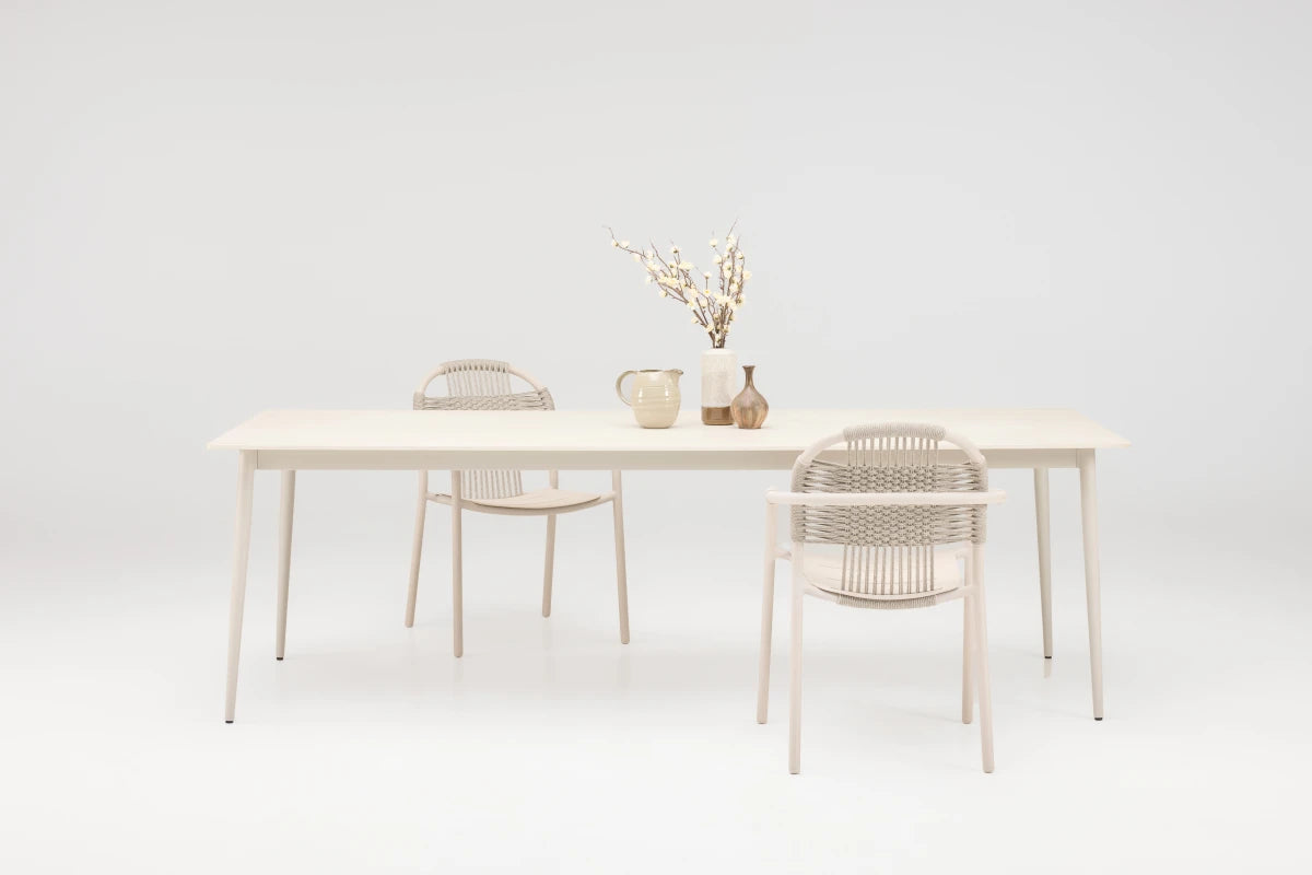 Max dining table - 3 sizes