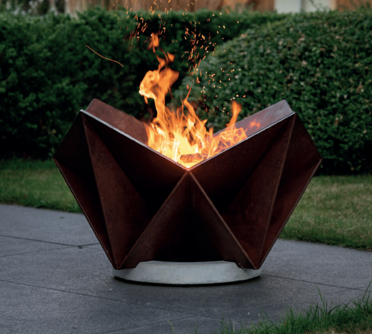 Lotus firepit