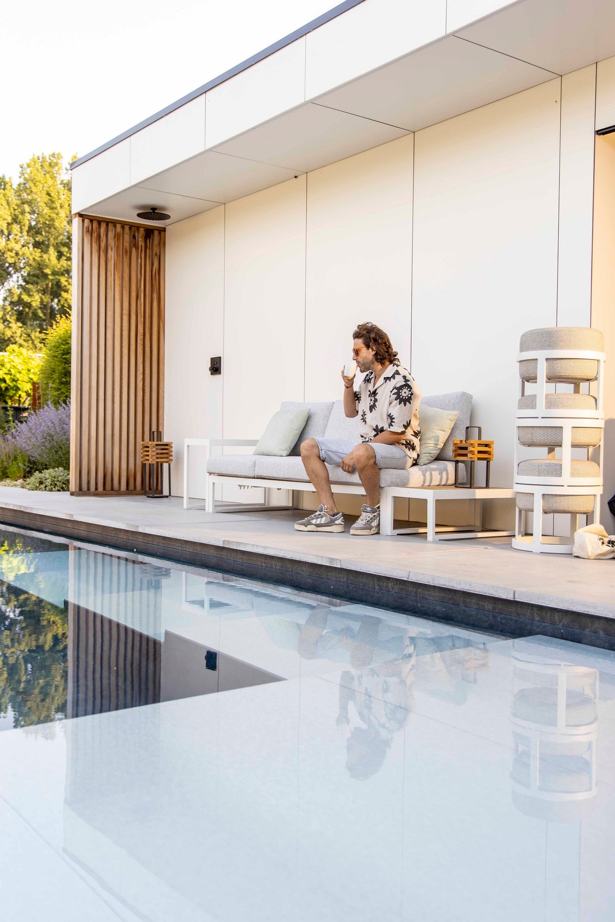 Flex Teak table low/high