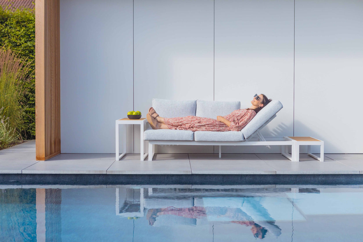 Flex Teak table low/high