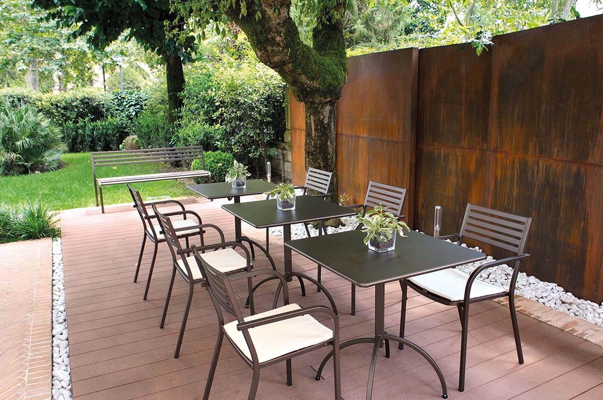 Segno Bench - 2 sizes