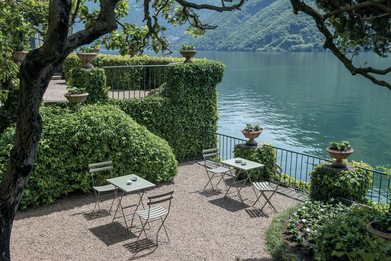 Arc en ciel stoel emu