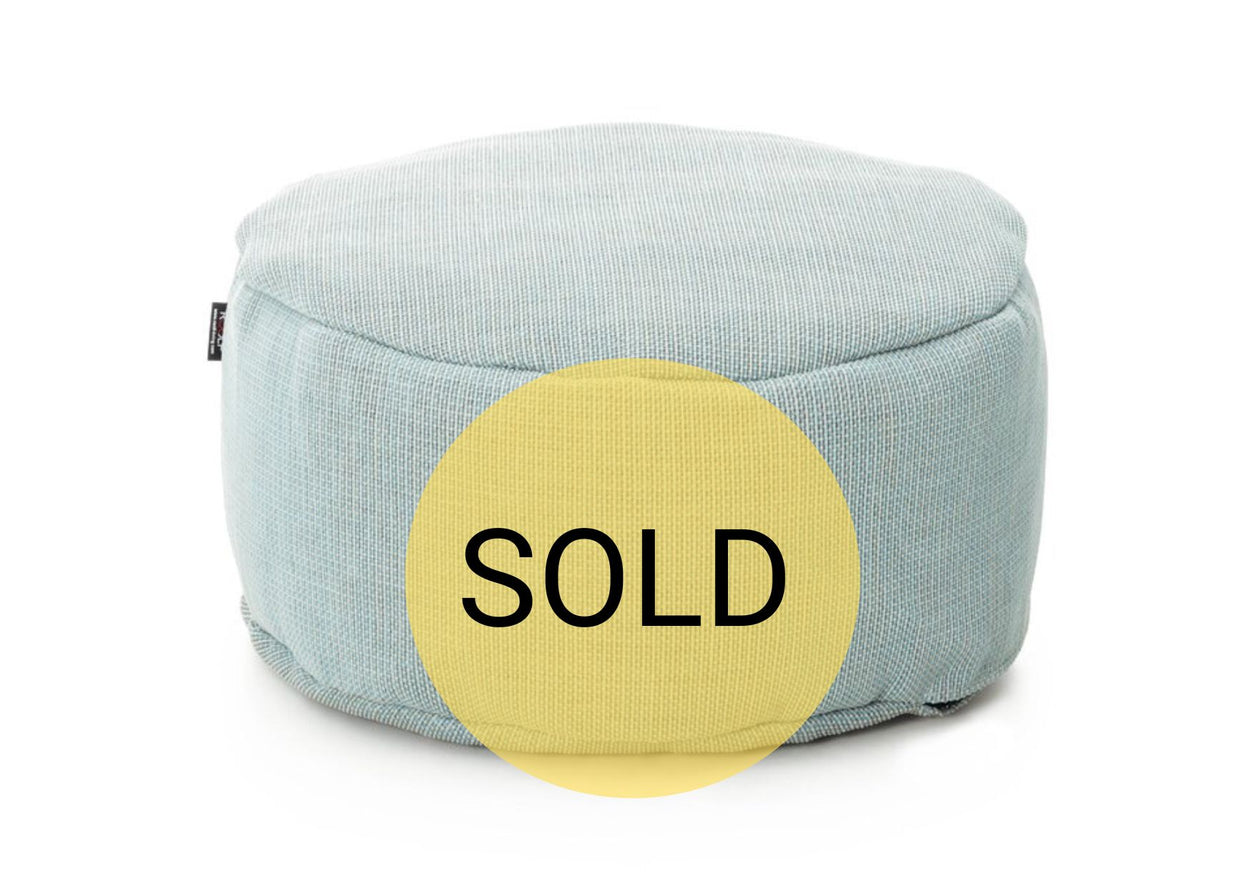 Dotty Poef rond 70cm out/indoor Pastel blauw
