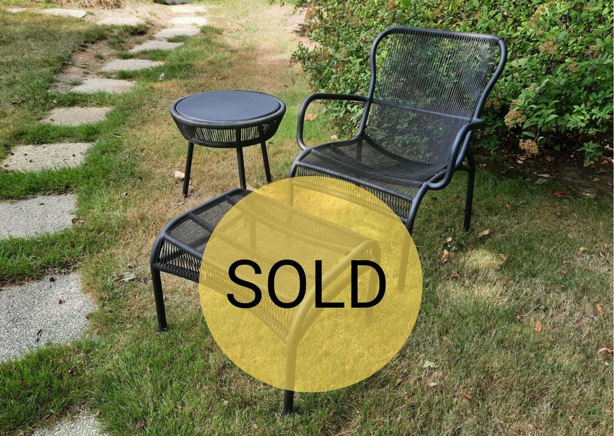 Set Loop lounge Chair, Loop footrest & Loop side table zwart