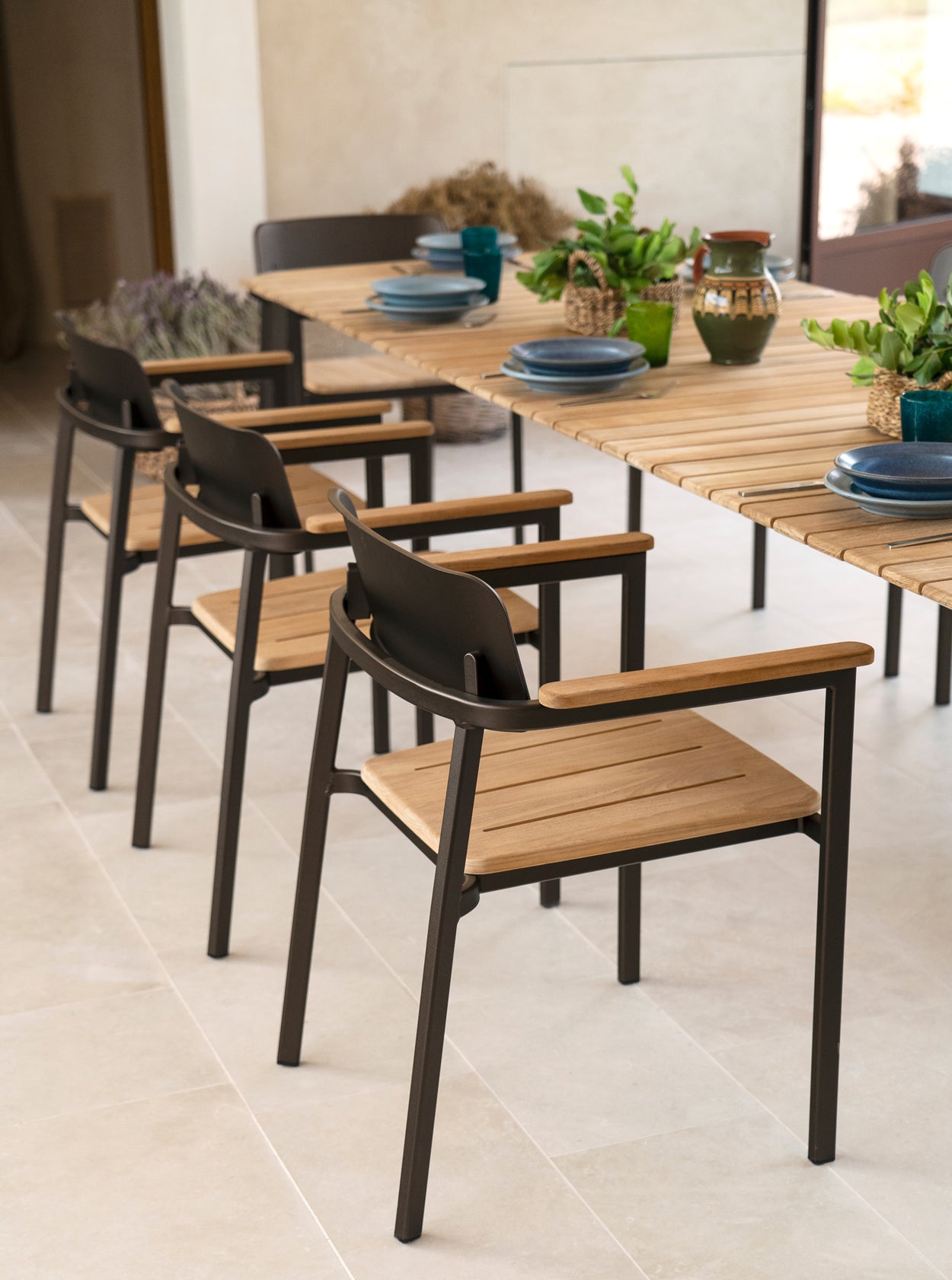 Shine armchair Aluminium + Teak / 2 stuks