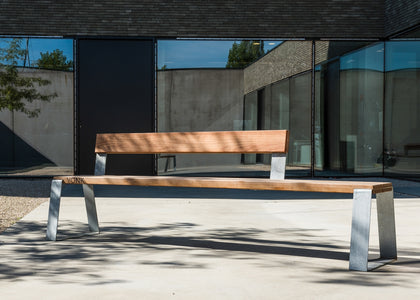 Pond bench vonk