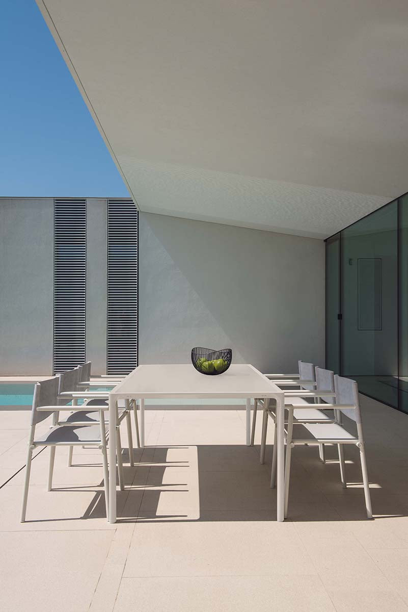 Terramare table - Aluminium