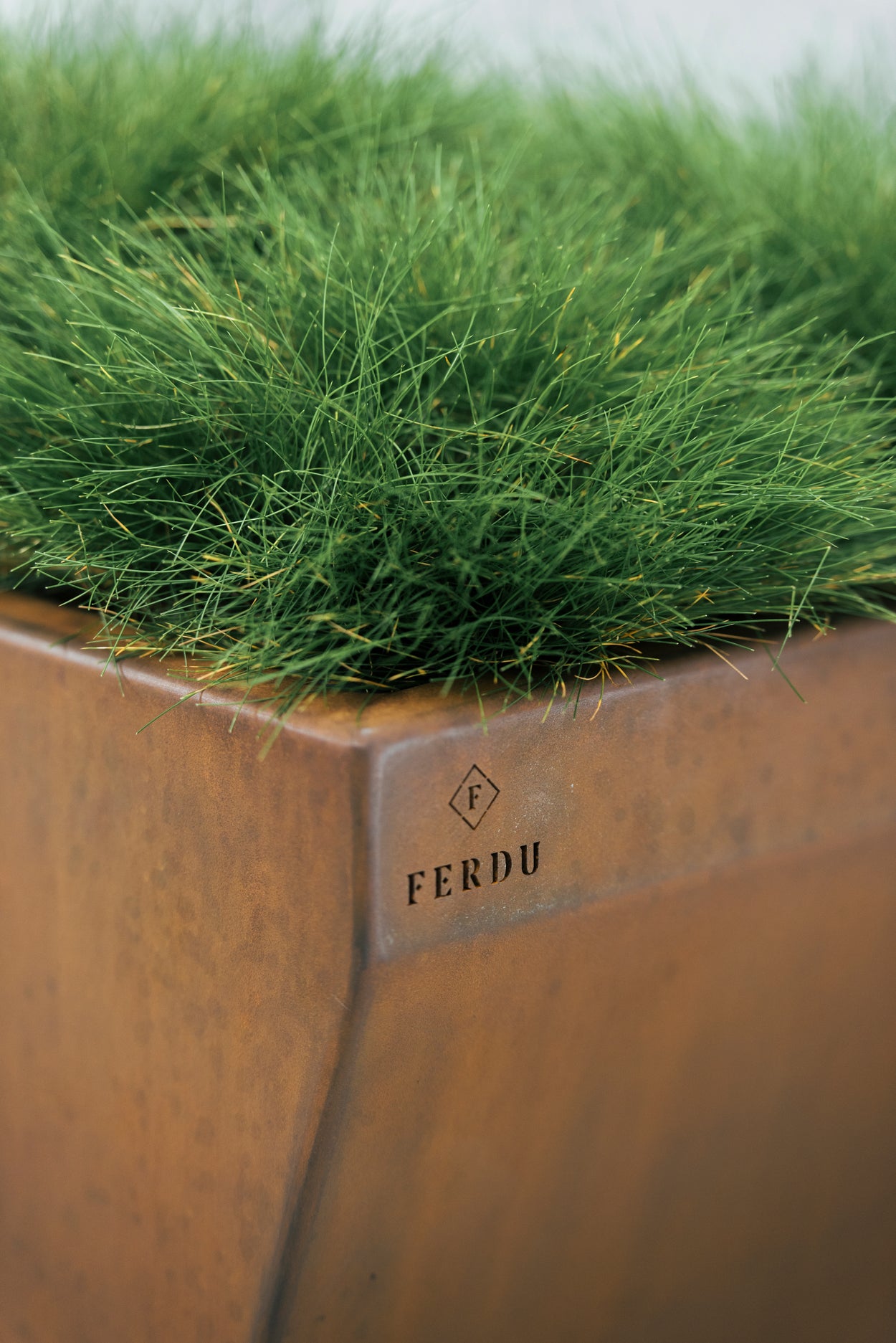 Benta zit- en plantenbak - Cortenstaal