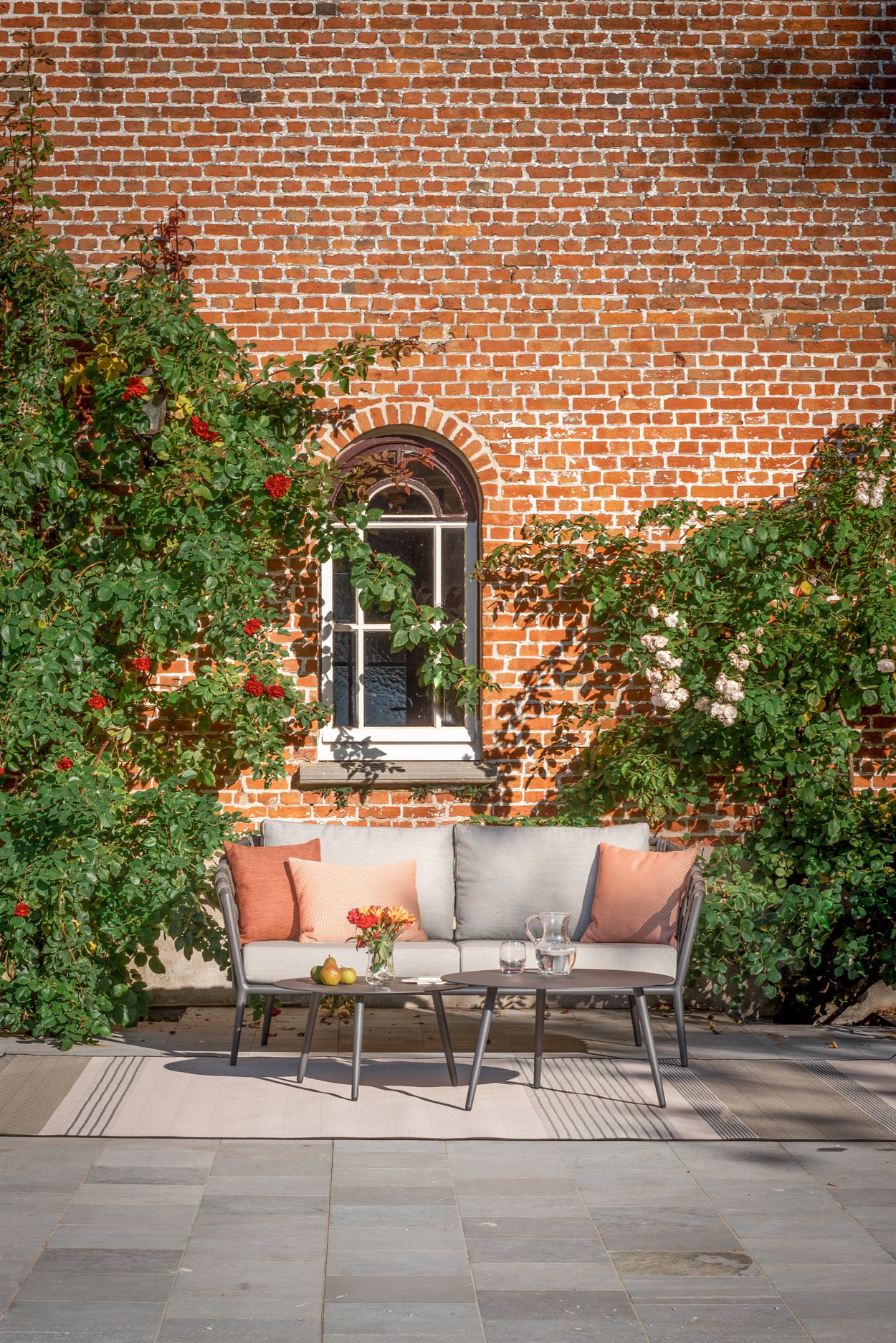 Leo Coffee table - 2  sizes