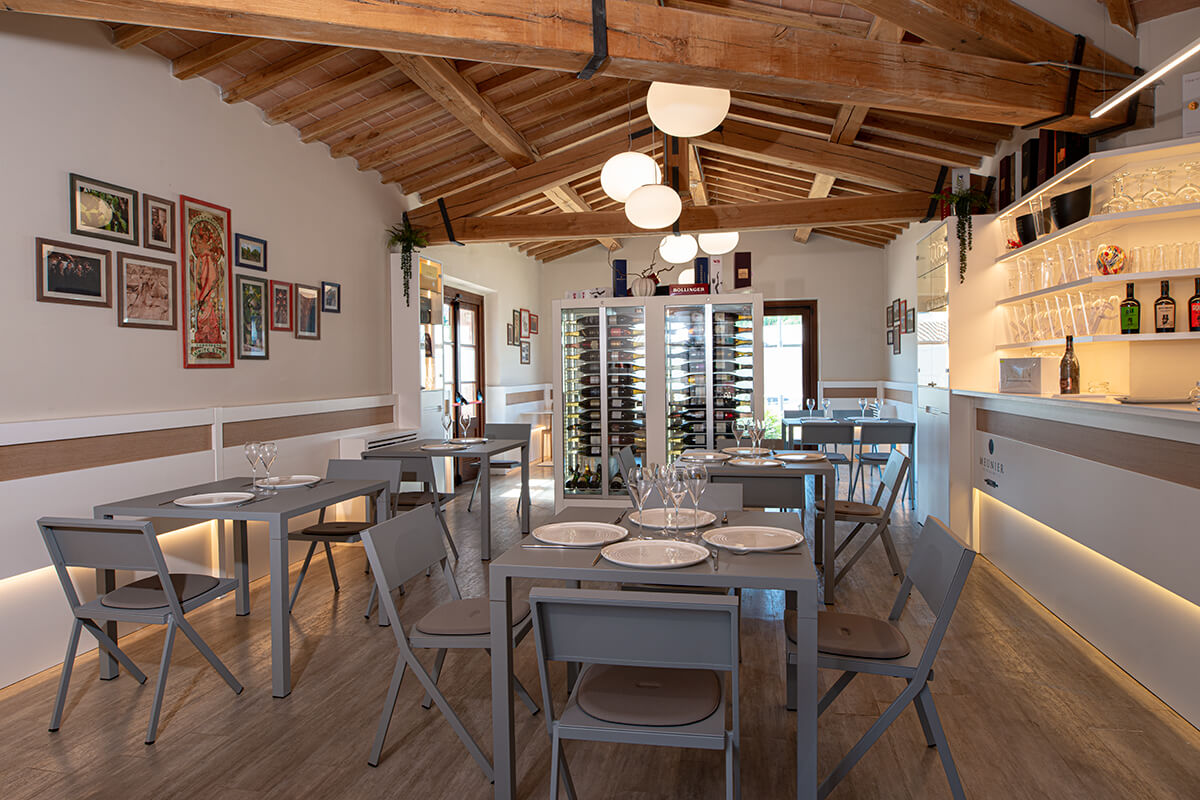 Mia armchair / 2 stuks