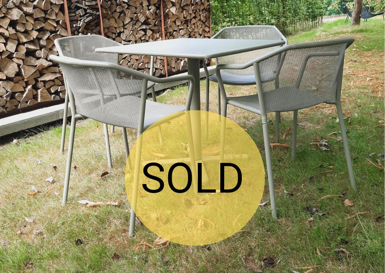 Set Darwin tafel 80x80 en Darwin armchair x4