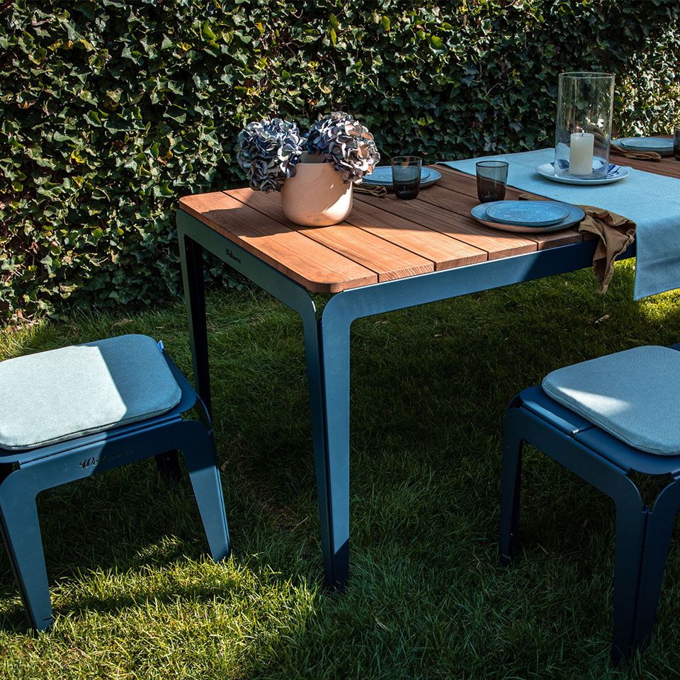 Bended Table Wood — Vier Seizoenen Buiten