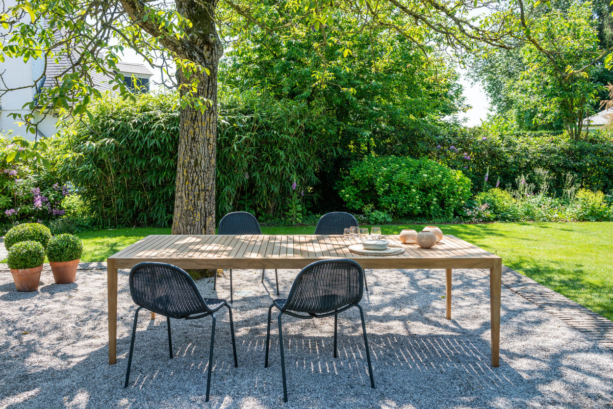 Edwin stacking chair