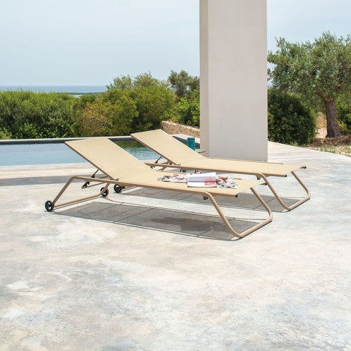 Snooze Stackable Sunbed