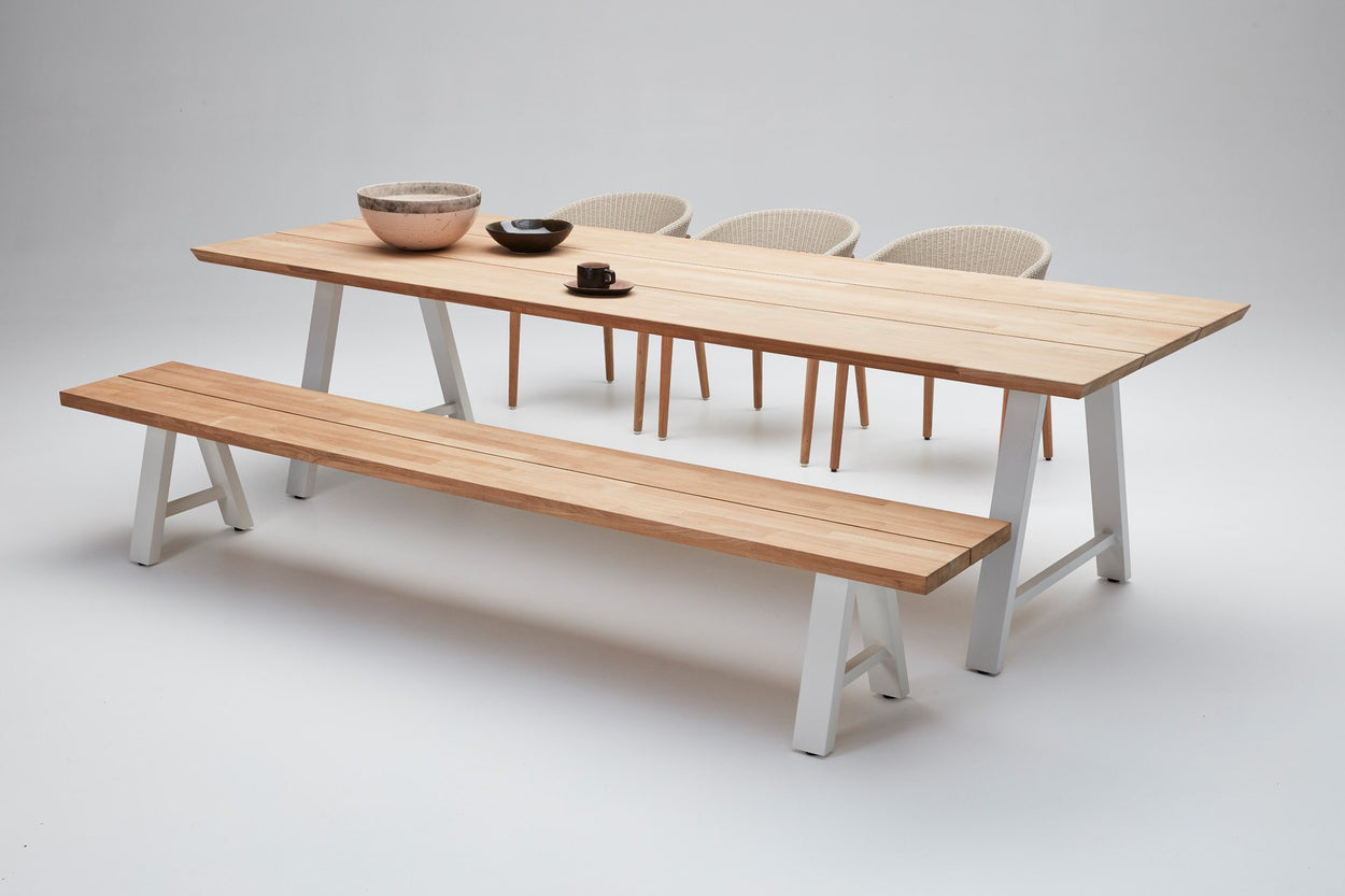 Matteo Dining table - 2 sizes