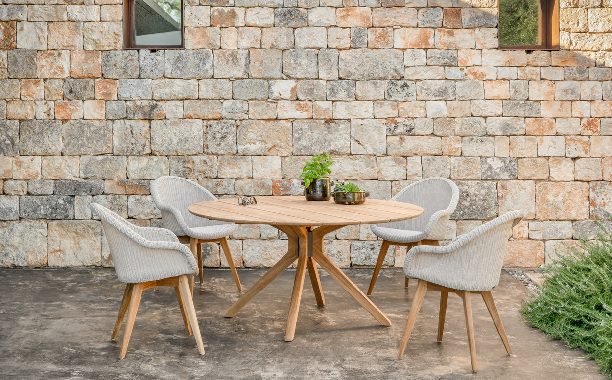 Noa dining table - 3 sizes