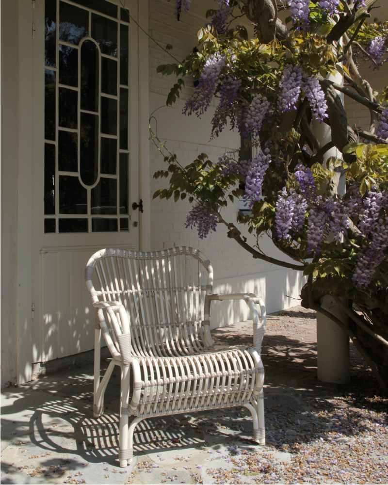 Lucy Lazy armchair
